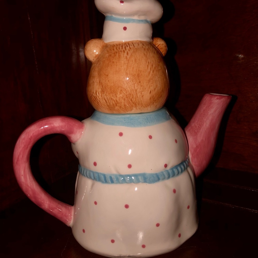 Vintage Bear teapot with matching tea creamer - Picture 6 of 12